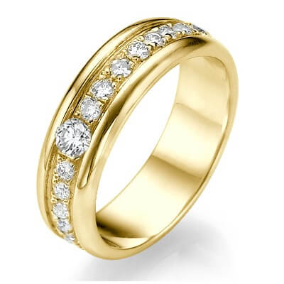  1.20 carats diamond wedding or anniversary ring 
