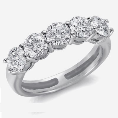 Three carats 5 diamonds anniversary ring