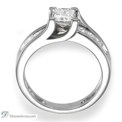 Picture of Engagement ring with 0.92 carat side Princess