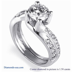 Picture of Twisted engagement ring with side Diamonds