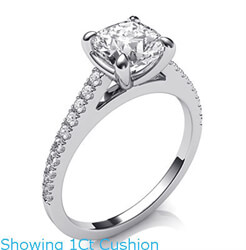 Picture of Delicate engagement ring for Cushions and Princess, with side diamonds