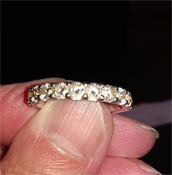 Picture of 1.50 carat, average G VS2 11 diamonds  ring